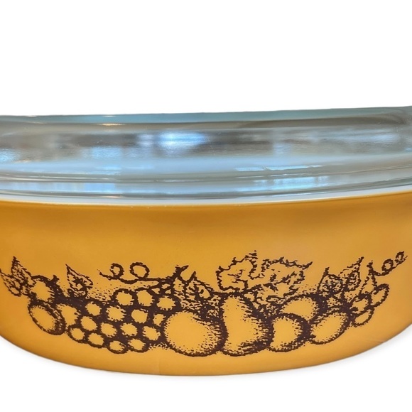 PYREX Vintage Old Orchard 2.5 Clear Glass Cover Casserole Dish #045 - Picture 7 of 9